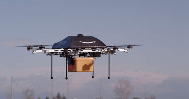 Посылки от Amazon теперь будут доставлять летающие роботы Посылки от Amazon теперь будут доставлять летающие роботы, а не курьерская служба