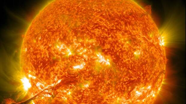 Рост солнечной активности начал задевать Землю