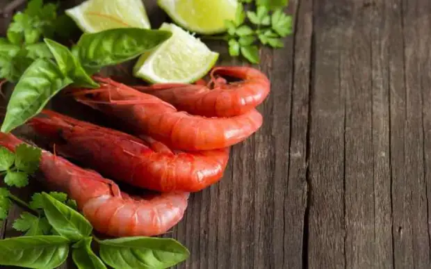 Рыба и морепродукты Омега-3 жирные кислоты – это наше все! В вашем рационе их должно быть как можно больше, поэтому ешьте рыбу и морепродукты так часто, как только можете.