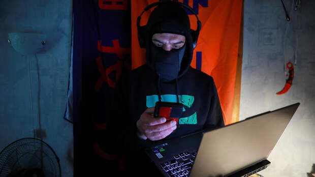 Мошенники заставляют детей выбрасывать деньги из окон в Москве