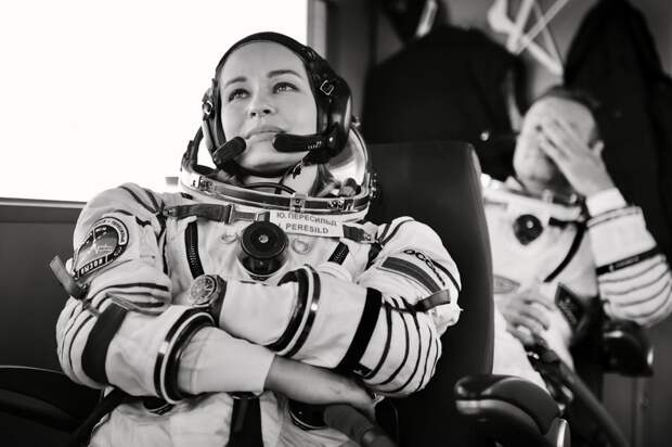 Юлия Пересильд рассказала о космических привычках, сне в невесомости и ужине с космонавтами