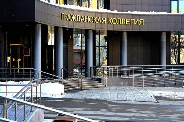 Пермский краевой суд обязал УК снять краны и вернуть радиатор на место