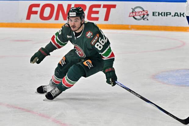 «Ак Барс» внес в заявку на матч против «Нефтехимика» Галеева и Таймазова