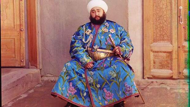 Алим-Хан (1880-1944), 1 января 1911 г.| Фото: Библиотека конгресса США Алим-Хан (1880-1944), 1 января 1911 г.| Фото: Библиотека конгресса США