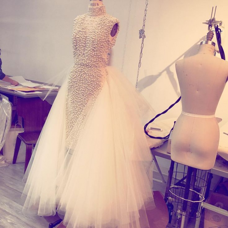 В мастерской Christian Siriano