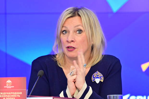 Захарова припомнила США внешний долг в ответ на агрессию