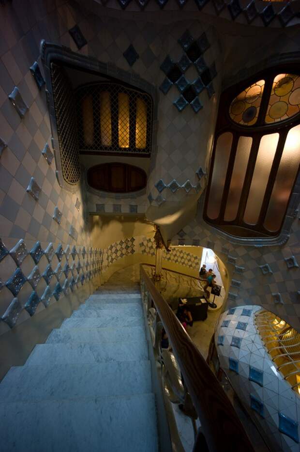 Gaudí-House-10