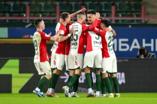 Российский футбольный клуб потратил на зарплаты игроков более четырех миллиардов рублей