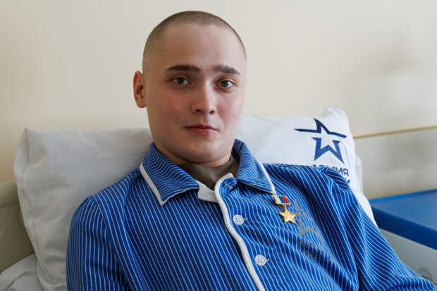 В Минобороны раскрыли планы награжденного Путиным за 68 дней обороны бойца СВО