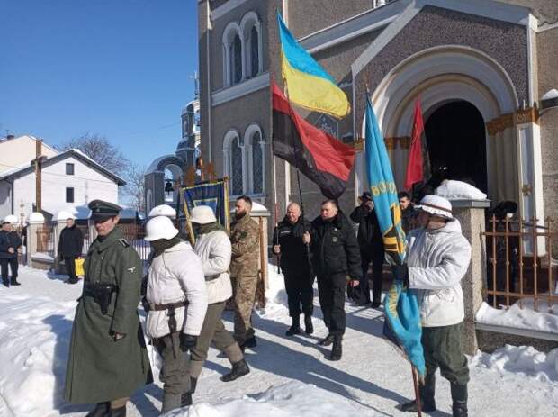 В Галиции поют осанну умершему эсэсовцу