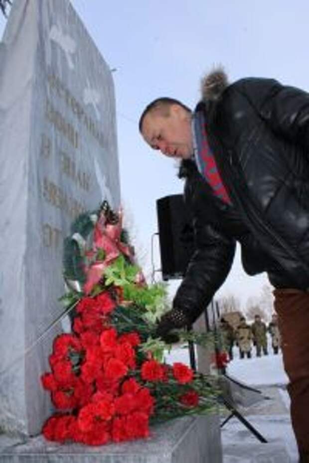 В Невьянске почтили память воинов-афганцев
