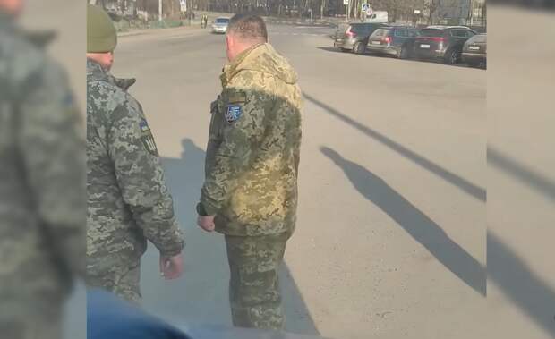 «Пора зачистить эту нечисть» – экс-всушник угрожает ТЦК самосудом 