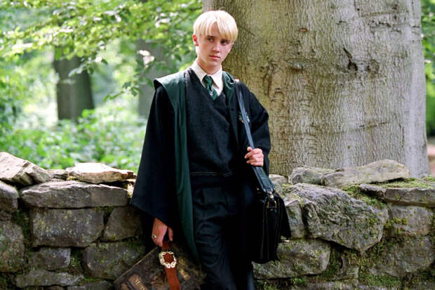 Персонаж Драко Малфой стал символом Года Лошади в Китае