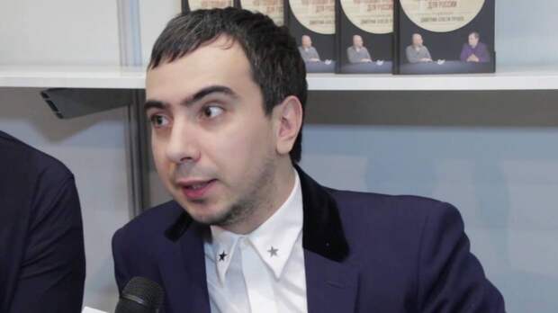Пранкер Лексус поймал беглого казахского банкира Аблязова на связях с союзниками Навального