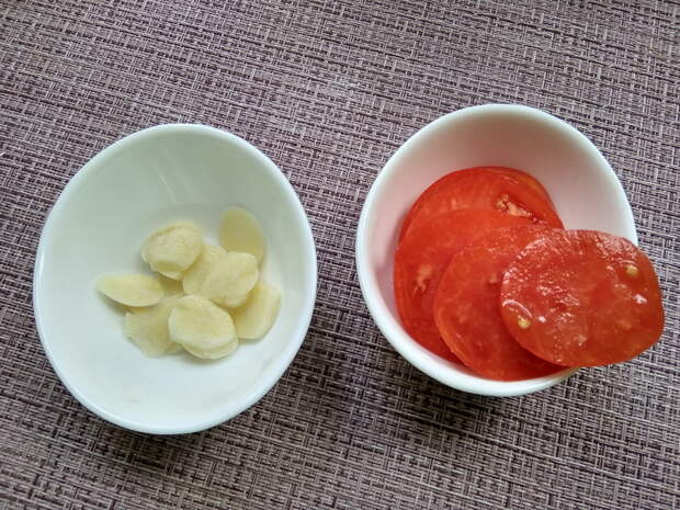 Рецепт жарки куриной грудки от моей вечно худеющей дочки: остаётся невероятно нежной, а главное нежирной