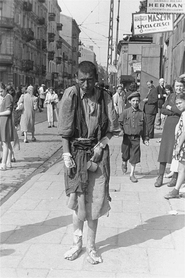 Запретные фотографии : Варшавское гетто летом 1941 года warsawgetto07 Запретные фотографии : Варшавское гетто летом 1941 года