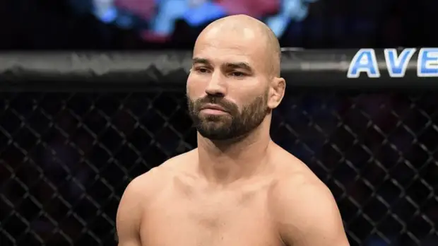 Тухугов признался, что не видит смысла в поединке с Лобовым