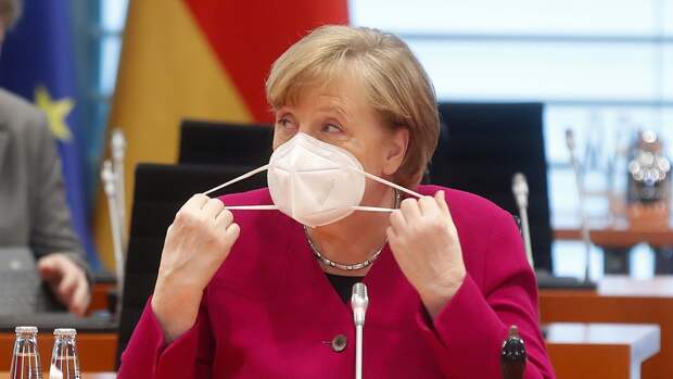 Ангела Меркель признала непричастность России к инциденту с самолетом Ryanair
