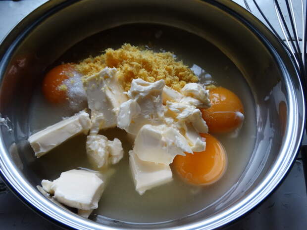 Торт «Павлова с курдом» - потрясающий десерт на контрасте вкусов. И главное: и белки и желтки пригодились
