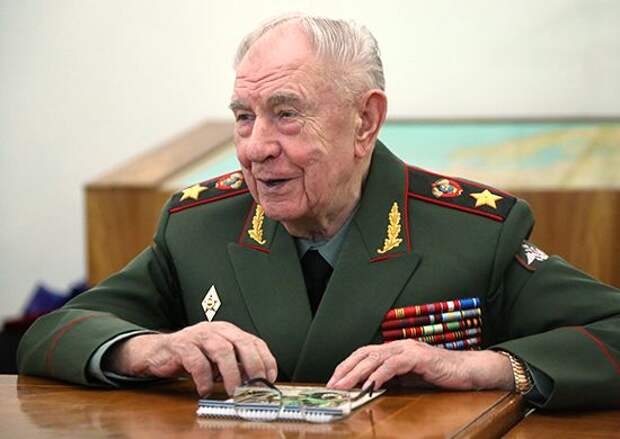 Язов, маршал