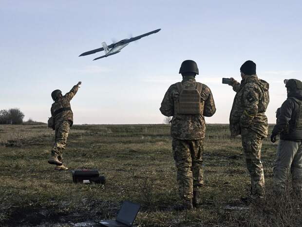 Беспилотники и нехватка боеприпасов обнуляют шансы Украины вернуть потерянные территории