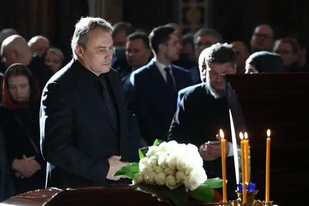 Как в Москве прощаются с Владимиром Жириновским