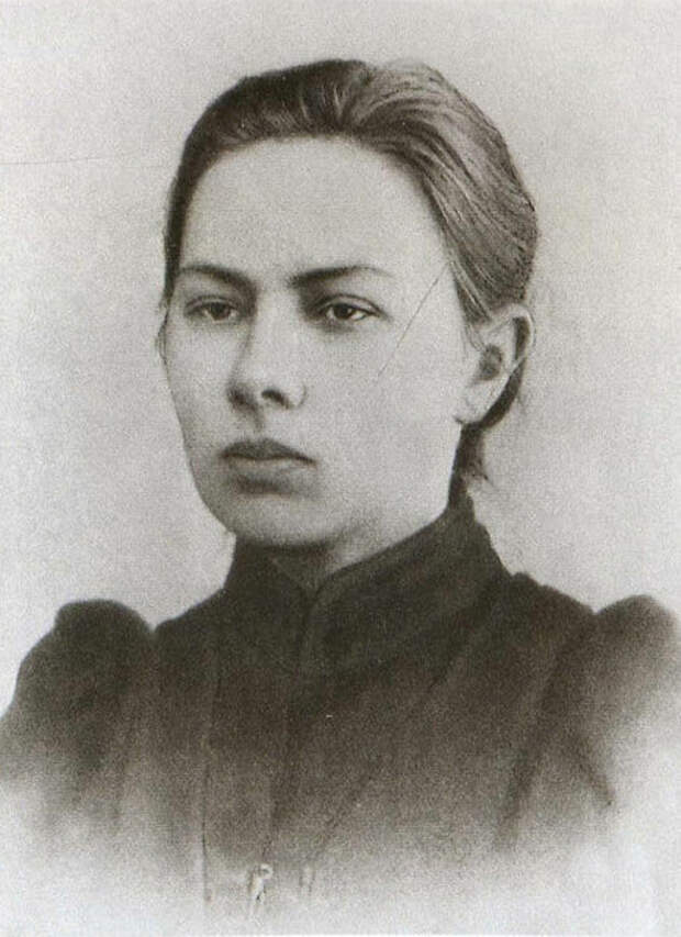Надежда Крупская, 1890-е годы