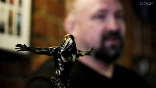 Футбольный Джизус как символ: в Петербурге появилась Всемирная Церковь Футбола