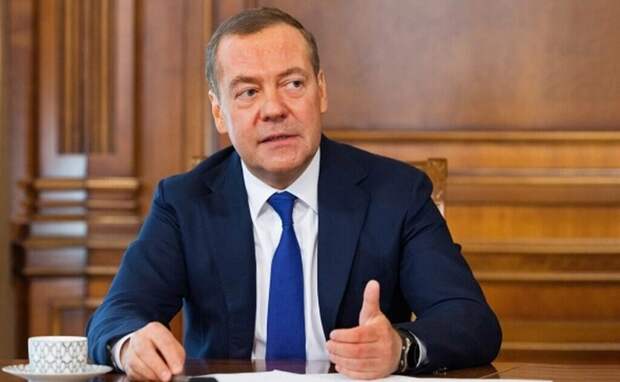 Дмитрий Медведев
