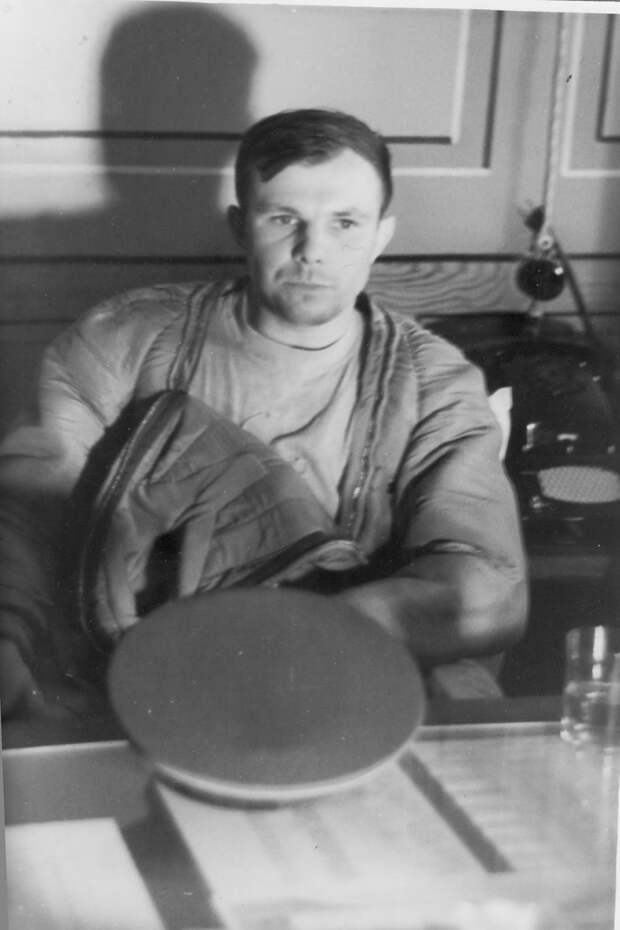 Юрий Гагарин после полёта в космос. Первые часы.