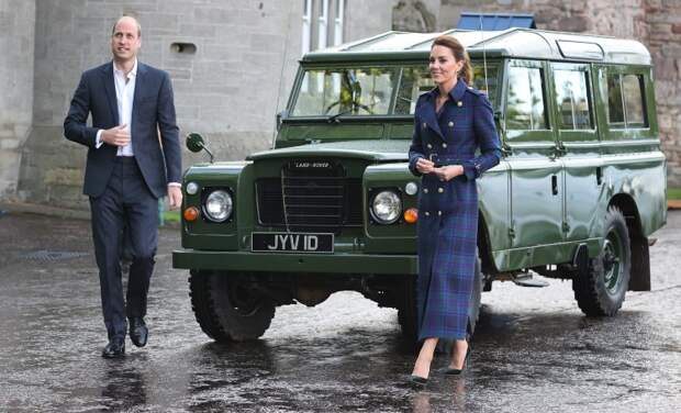 Кейт Миддлтон и принц Уильям необычно почтили память принца Филиппа