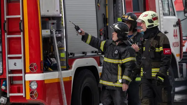 В Тюменской области произошёл крупный пожар на базе отдыха