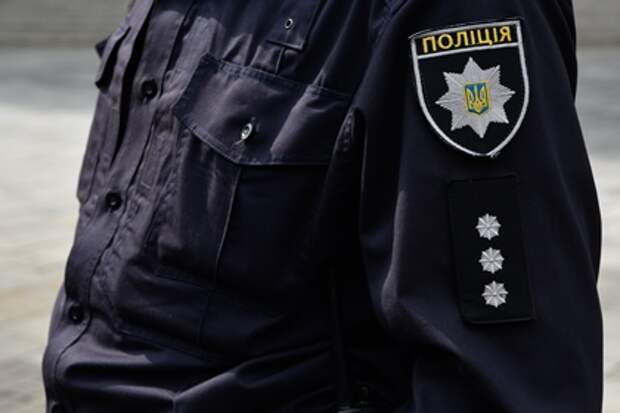 Сотрудник украинской полиции