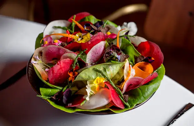 Farang 2.0: элегантный перезапуск ресторана с неизменной щедростью