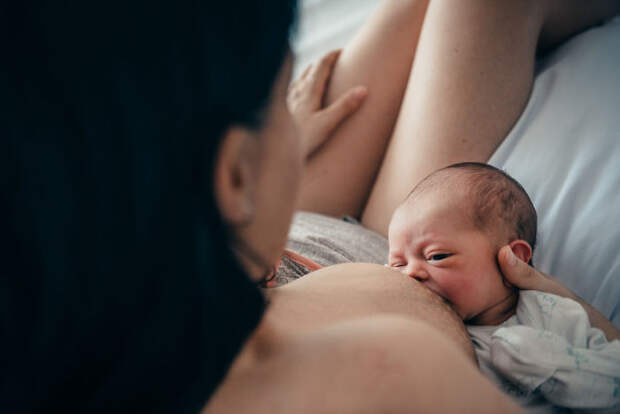 People’s Choice Category Winner – Fresh/postpartum. Deborah Elenter Of Neo Photography – Serving Uruguay – “Success”