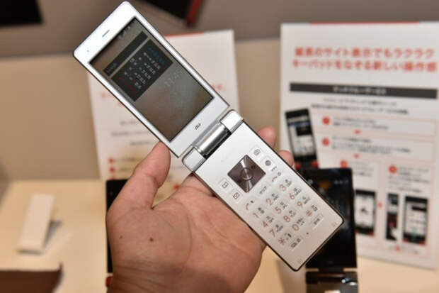 AQUOS-K-SHF31-1
