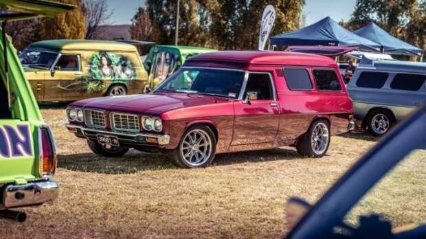 Holden Sandman и Ford XB Surferoo - легковые фургоны для австралийцев