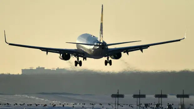 На аэродроме Чукотки самолёт выкатился за пределы ВПП