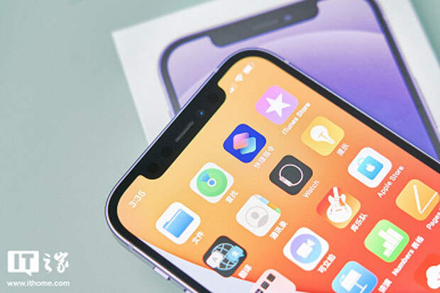 Фиолетовый iPhone 12 впервые показали вживую со всех сторон