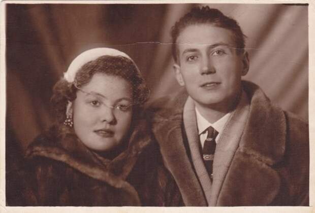 Белла Ахмадулина и Евгений Евтушенко, СССР, 1957 год. знаменитые люди, неизвестные, фото