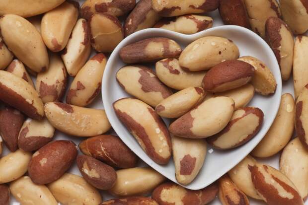 польза бразильских орехов для женщин
