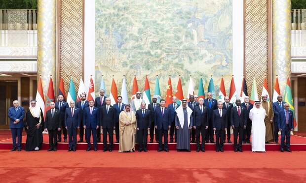 Китай будет строить отношения с арабскими странами как модель поддержания мира и стабильности во всем мире - Си Цзиньпин. В США тем временем замедляют экспорт чипов искусственного интеллекта на Ближний Восток. Совпадение?