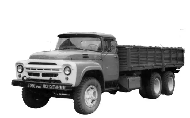 Самый большой советский грузовой «карбюраторник». История создания и 9 конструктивных особенностей зил-133