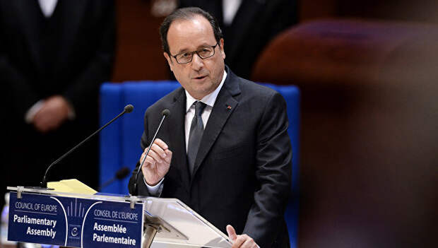 Президент Франции Франсуа Олланд во время выступления на сессии ПАСЕ в Страсбурге