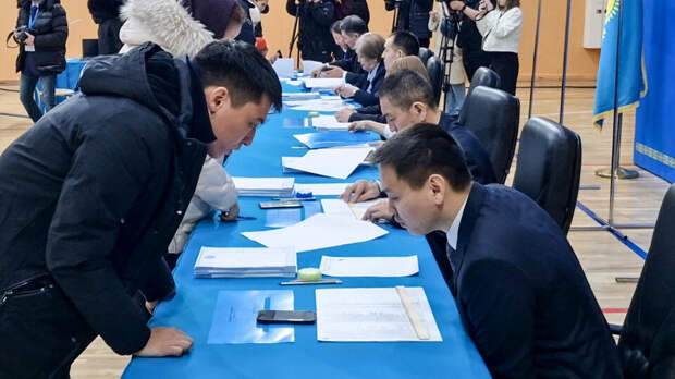 Миссия СНГ не зафиксировала нарушений на референдуме по конституции Казахстана