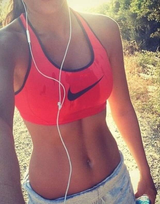 Hot girls in sports bras are here to motivate you (28 Photos) Hot girls in sports bras are here to motivate you (28 Photos)