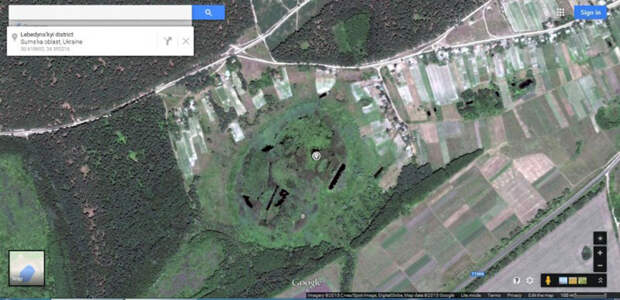Фотография ядерной воронки на территории Украины