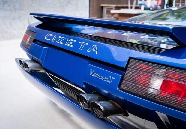 Редкий суперкар 90-х: Cizeta V16T из коллекции султана Брунея