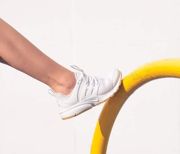 Как следить за белыми кроссовками: правила ухода