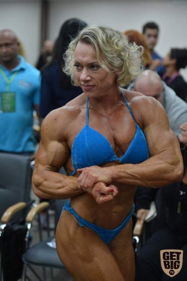 Pretty Female Bodybuilder